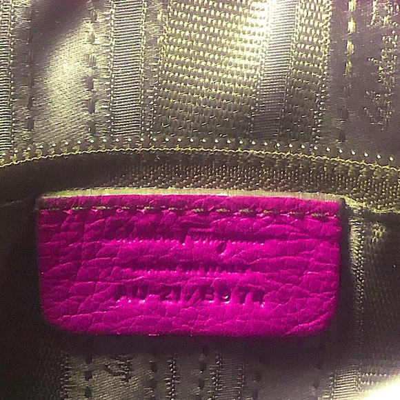 SALVATORE FERRAGAMO GANCINI Magenta Leather Betulla Shoulder Bag w/ Side Pockets - Picture 16 of 17
